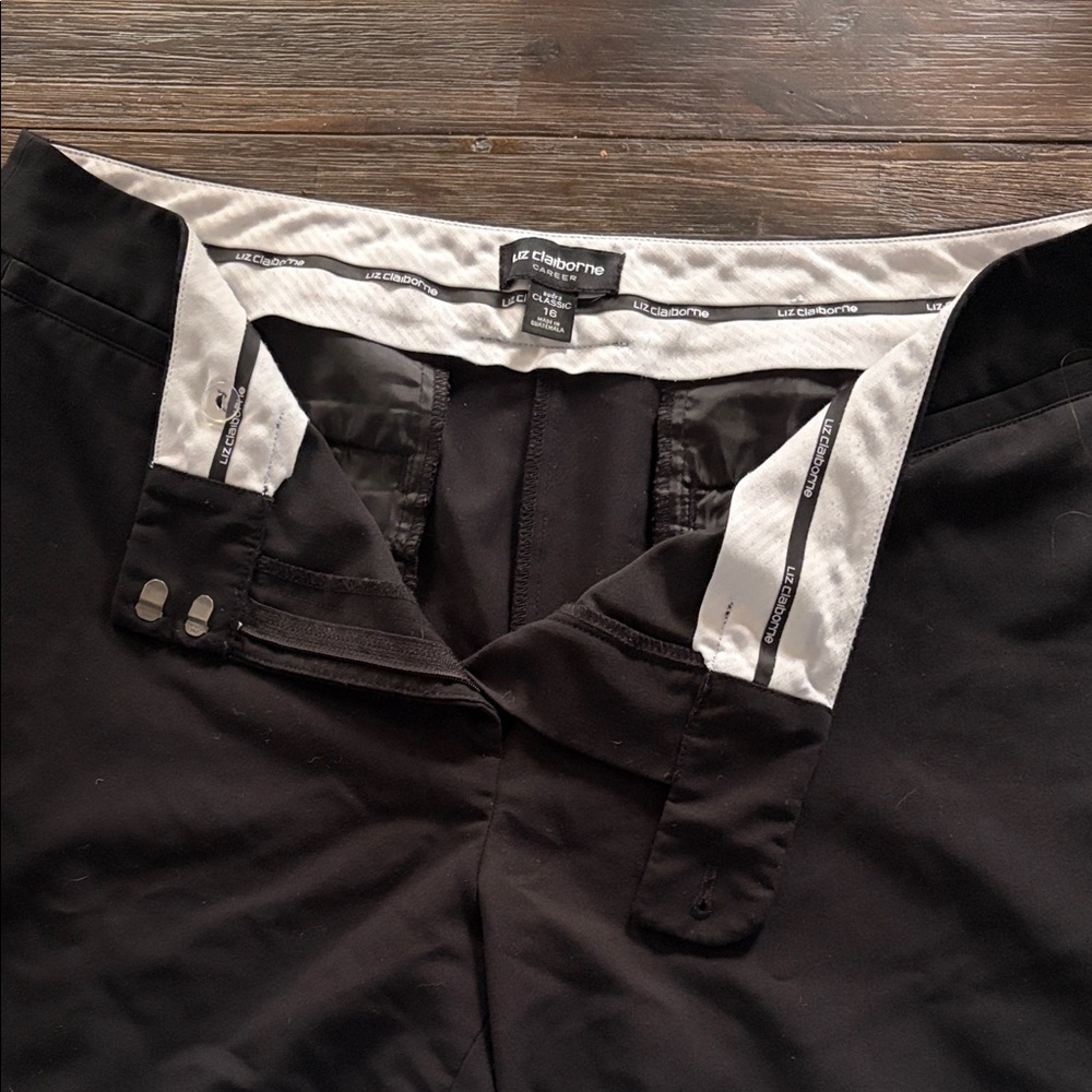 Liz Claiborne Black Woman’s Dress Pants